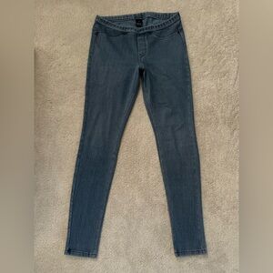 Women's Classic Blue Jeans
